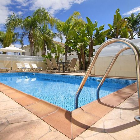 Nissi Sapphire Villa Ayia Napa Eksteriør billede
