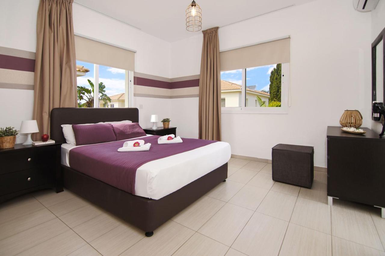 Nissi Sapphire Villa Ayia Napa Eksteriør billede